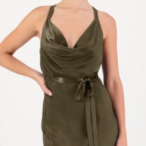 Leave Her Wilder Darcy Maxi in Khaki Sz 4
